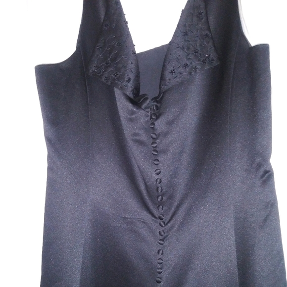 Evening dress - Picture 2 of 2